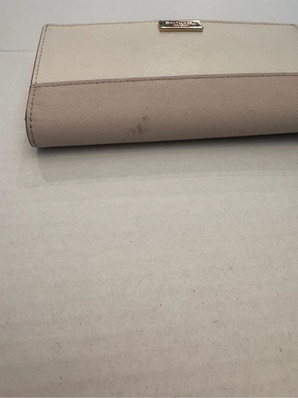 Kate Spade New York Beige Zip-Around Wristlet Wallet with Logo Accent Wristlet